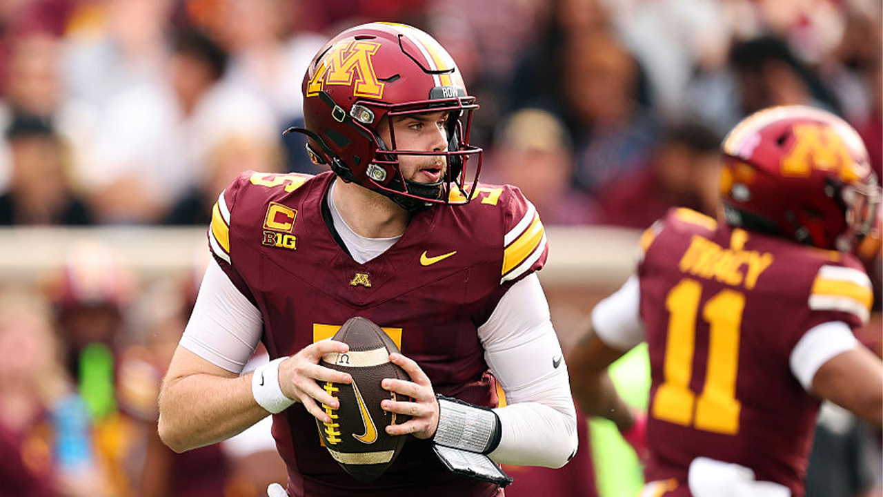 Minnesota Golden Gophers football team preparing for game day